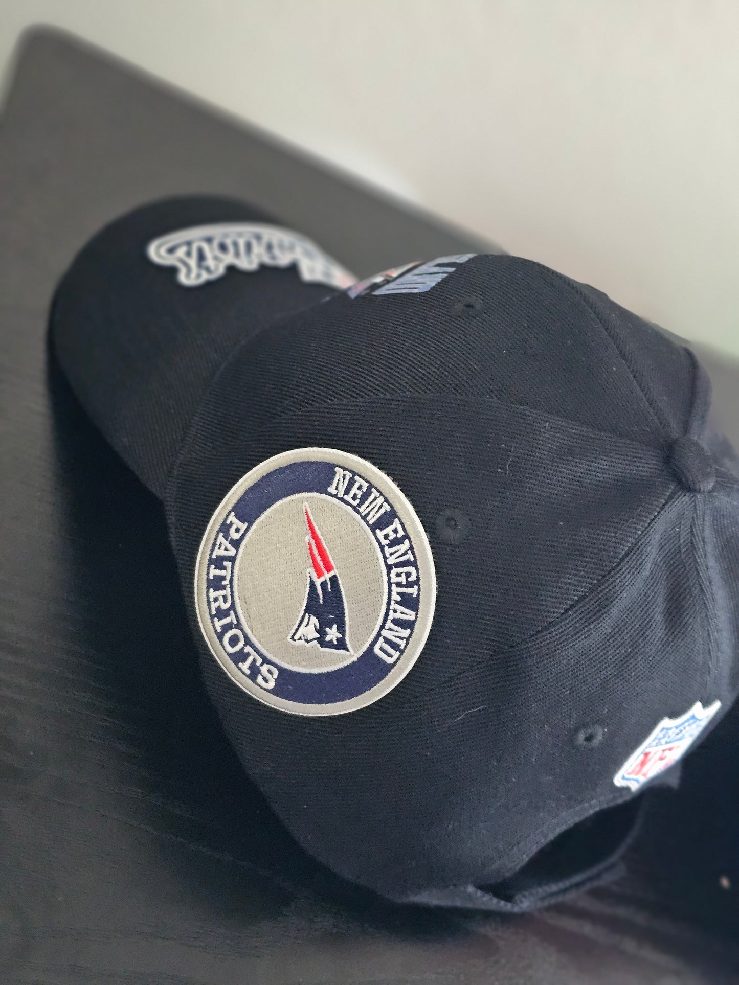New England Patriots Vintage Circle Patch Snapback – Navy Classic